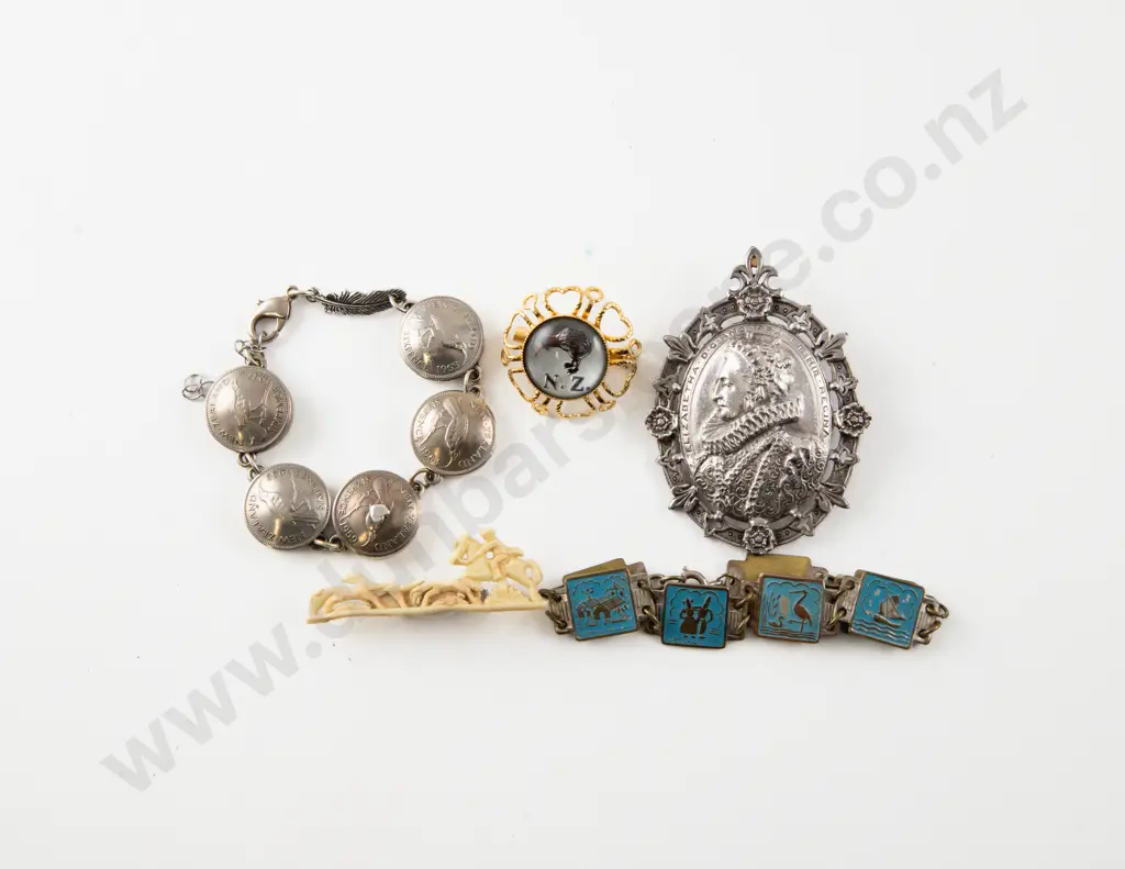 Vintage Six Pence Coin Bracelet Image 1++