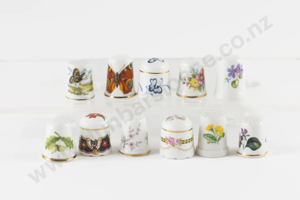 Set Three Thimble Guild Meissen Thimbles and Eight Assorted Bone China Thimbles Image 1++