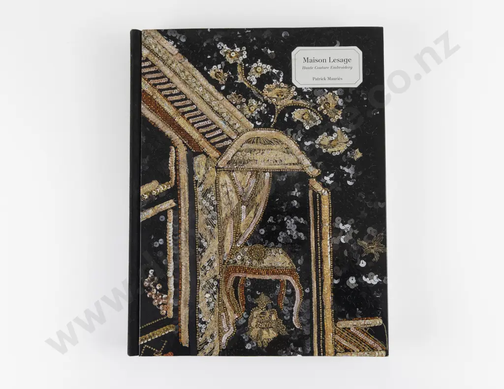 Maison Lesage- Haute Couture Embroidery by Patrick Mauries Image 1++