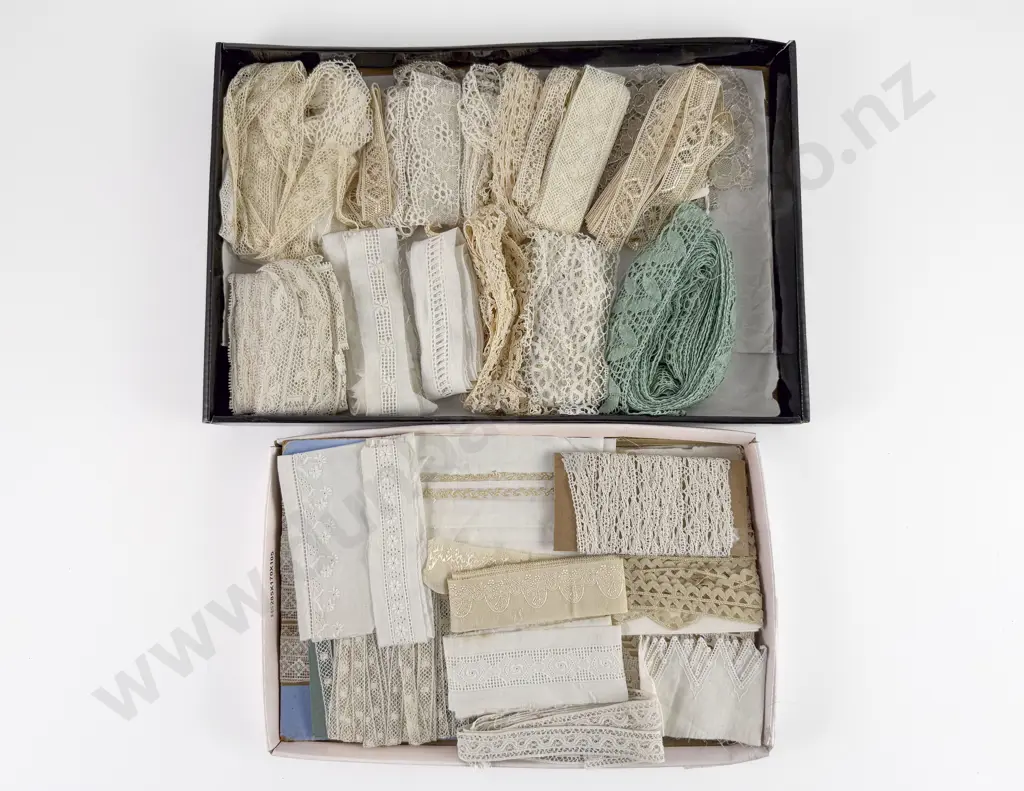 Quantity of Vintage Lace Image 1++