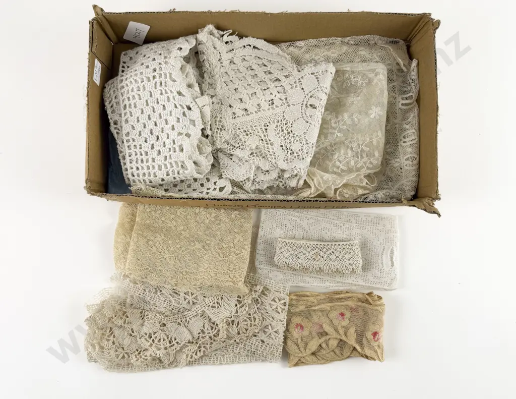 Quantity of Vintage Lace Image 1++
