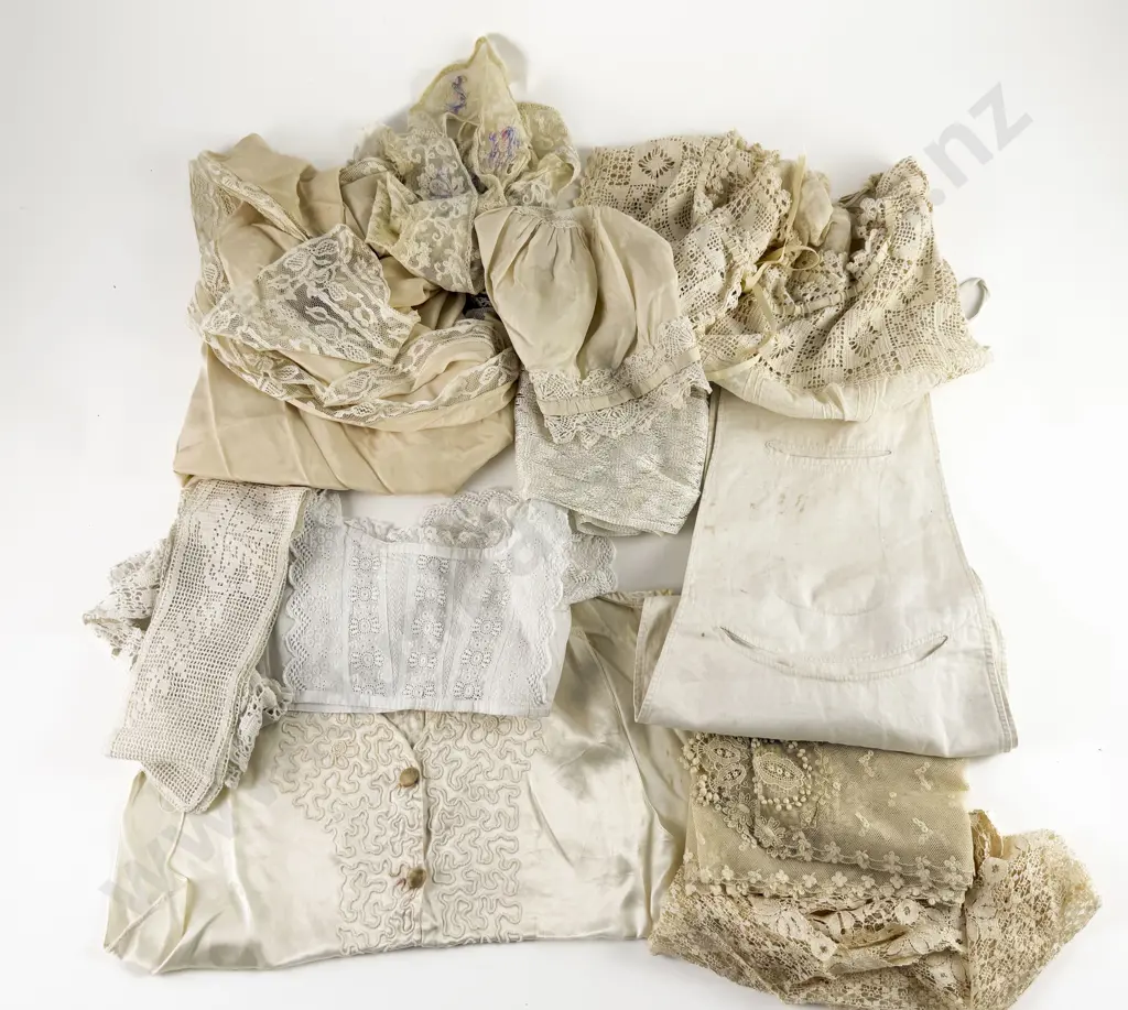 Victorian Lace Stoles (some faults) with Linen Pocket Apron and Various Yolks Blouse Fronts etc Image 1++