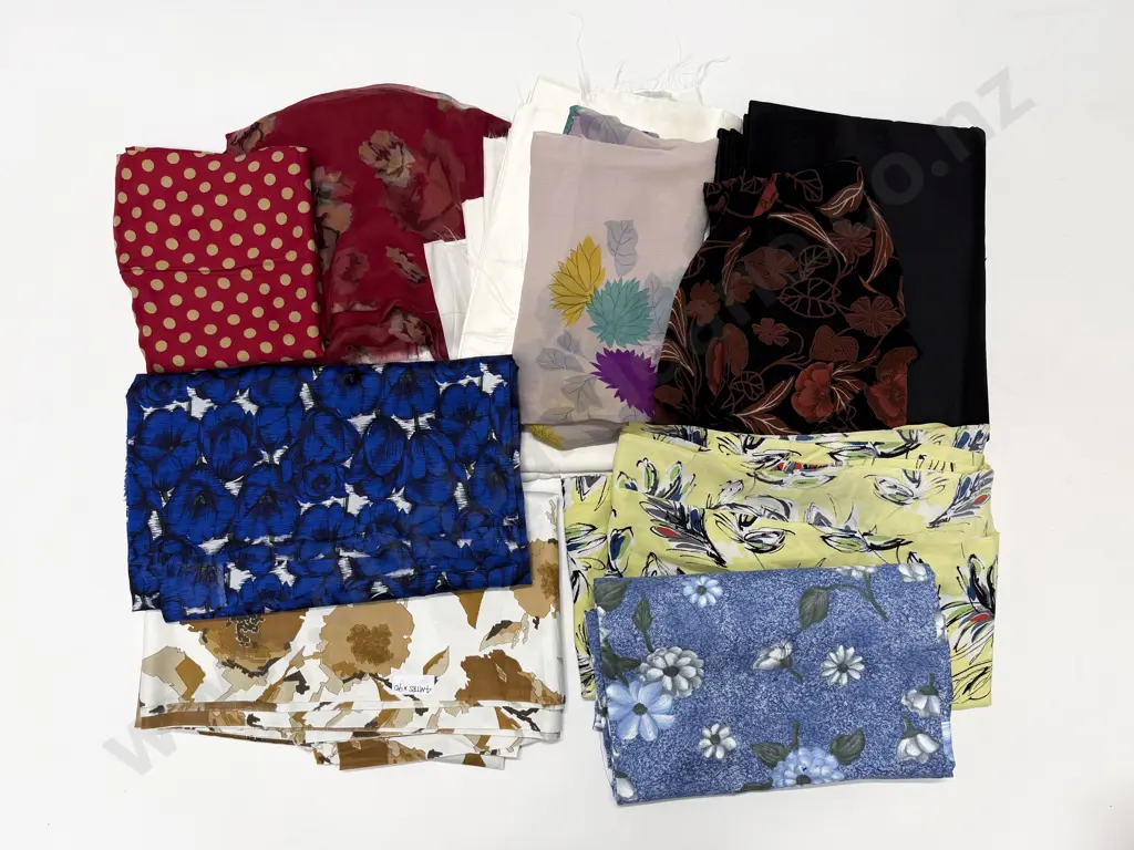 Quantity of Vintage Material Remnants Image 1++