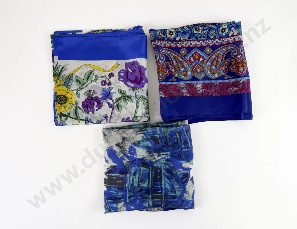 Three Various Scarfs Image 1++