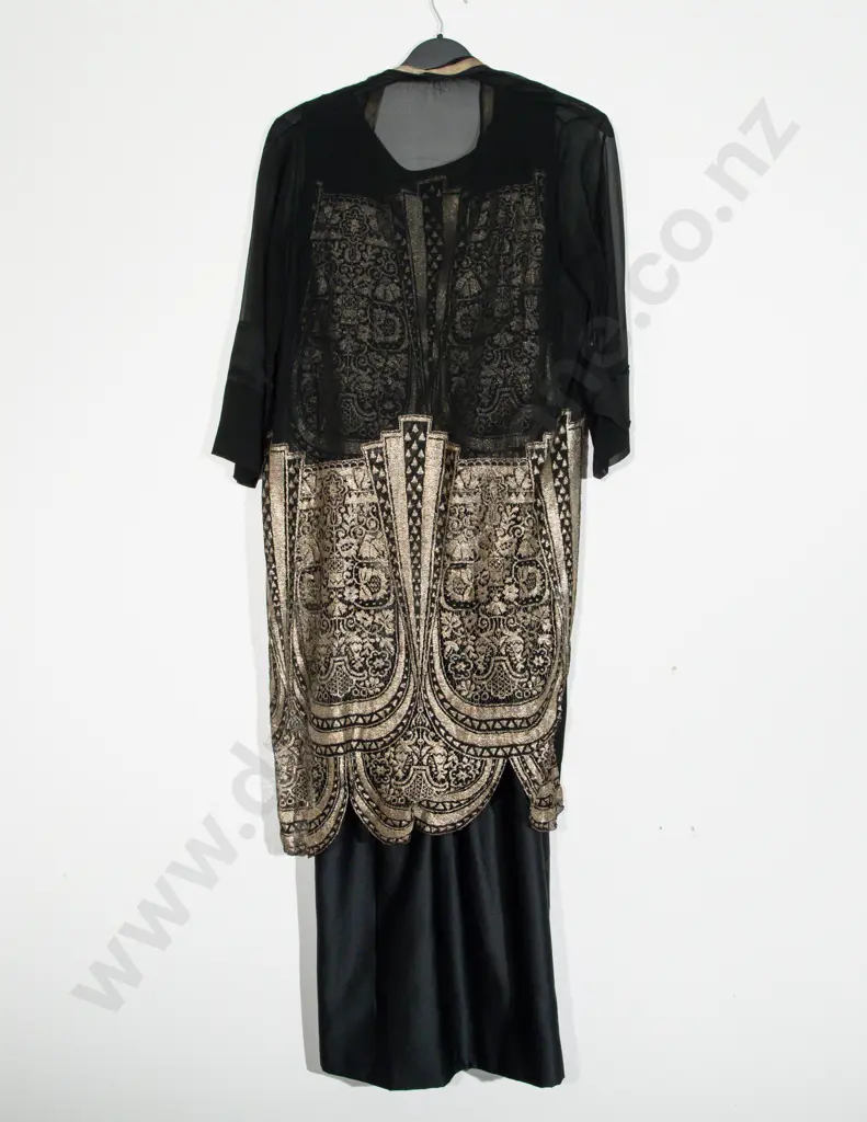 Art Deco 1920's Period Evening Dress Image 1++