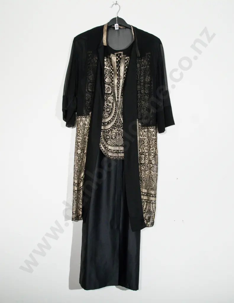 Art Deco 1920's Period Evening Dress Image 1++