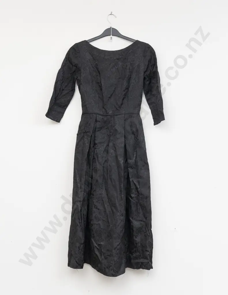 C1940s Sculptured Black Evening Gown Image 1++