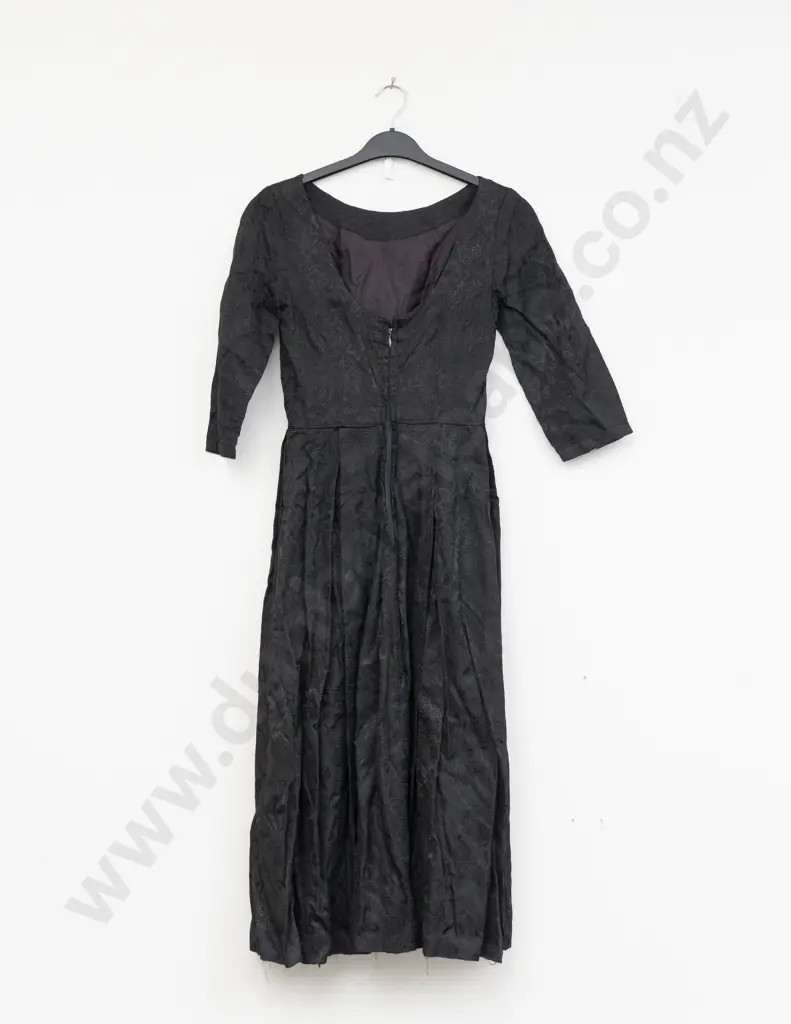 C1940s Sculptured Black Evening Gown Image 1++