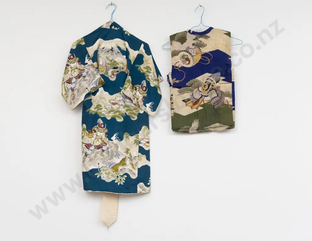 Japanese Post WWWII Childs Kimono and Vest Image 1++