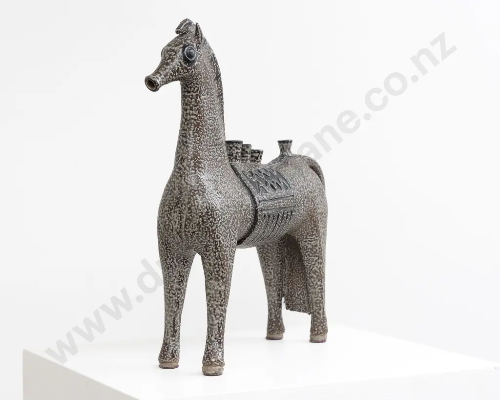 Juliet Peter Horse Candleholder Image 1++