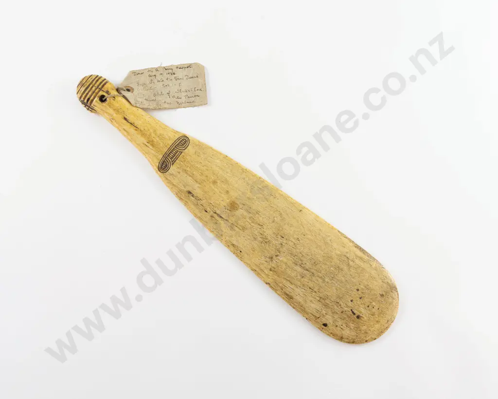 C19th or Earlier Patu Paroa (Whale Bone Mere) Image 1++