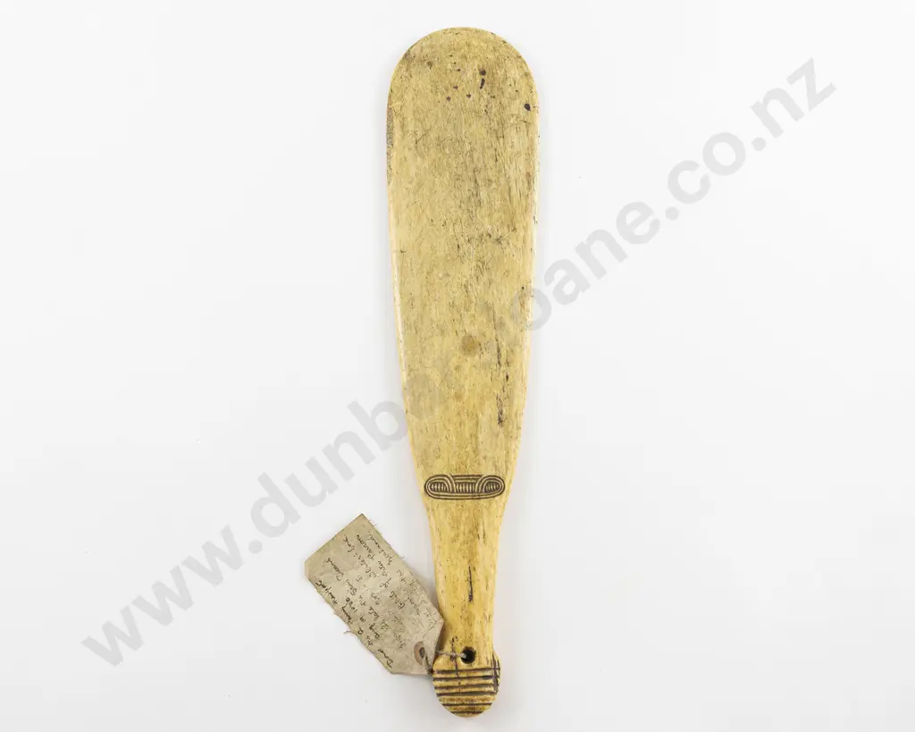 C19th or Earlier Patu Paroa (Whale Bone Mere) Image 1++