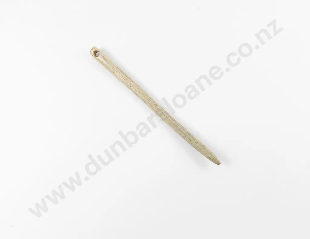Ngira Paroa (Whale Bone Needle) Image 1++