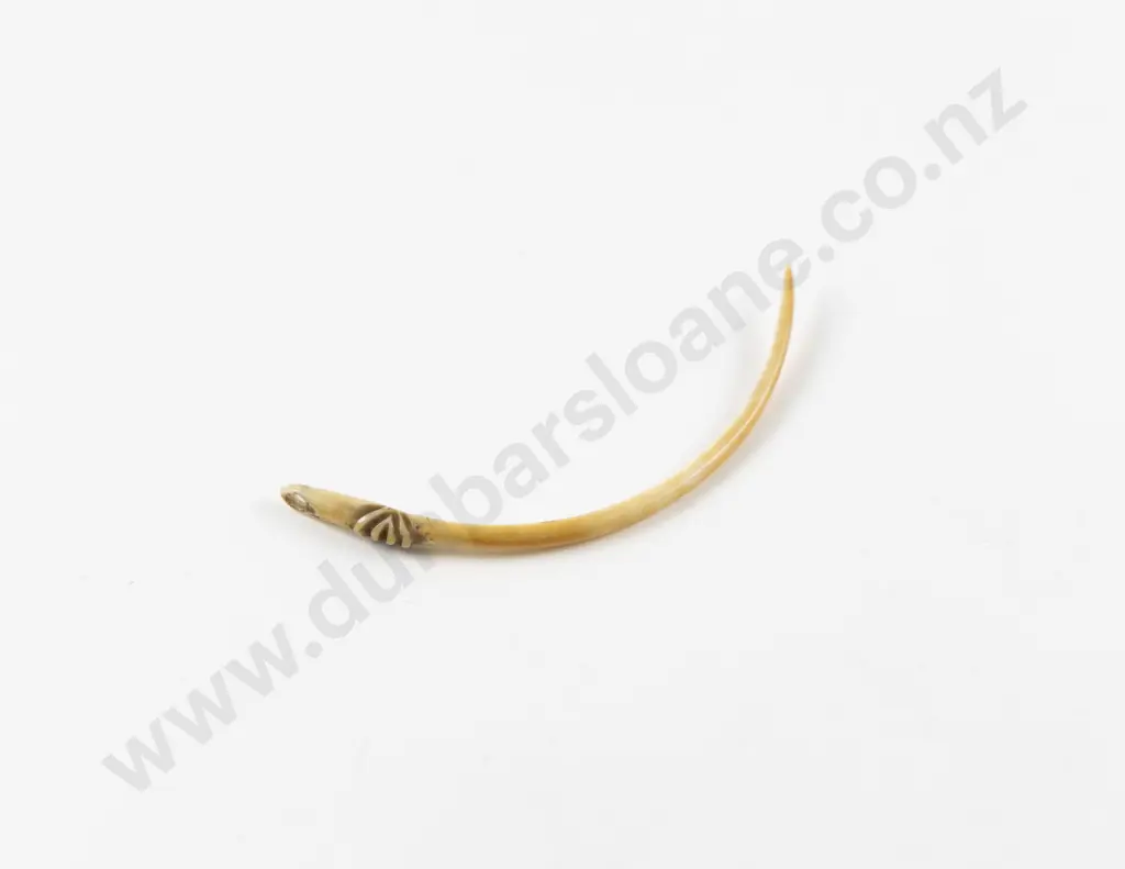 Aurei (Cloak Pin) Image 1++