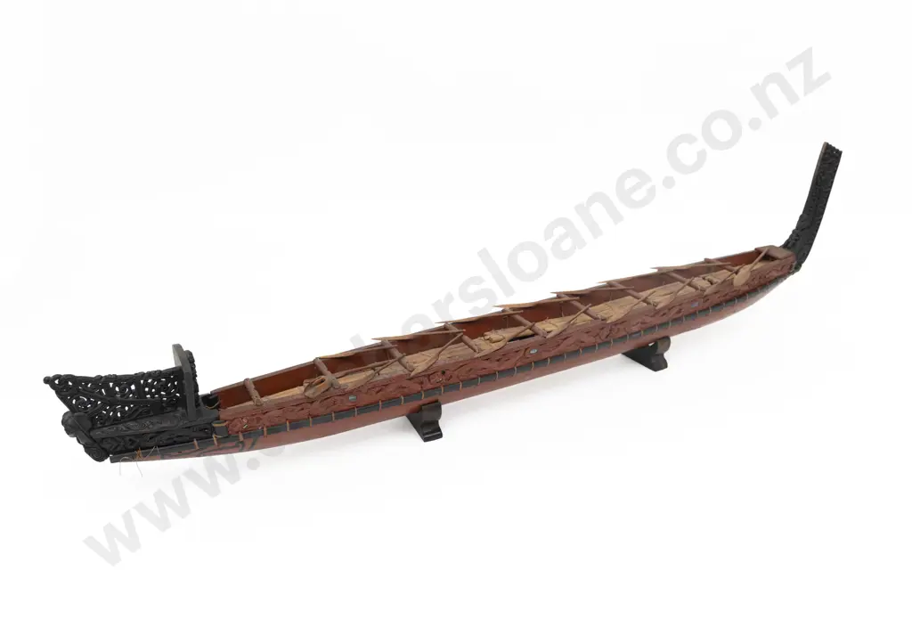 Superb Model Waka Taua (fighting canoe) carved by Thomas Hall Image 1++