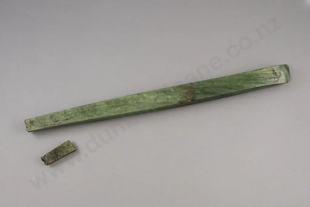 A Rare Large And Unusual Pre-European Pounamu Toki (Adze Blade) Image 1++