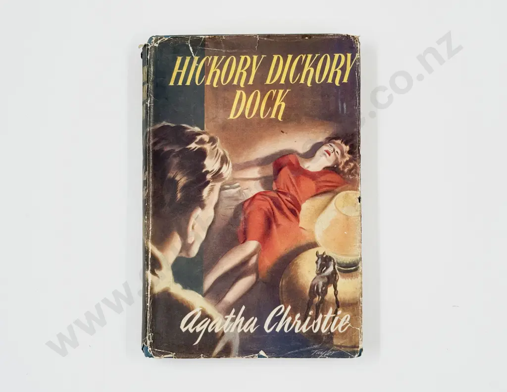 Christie Agatha Hickory Dickory Dock Image 1++