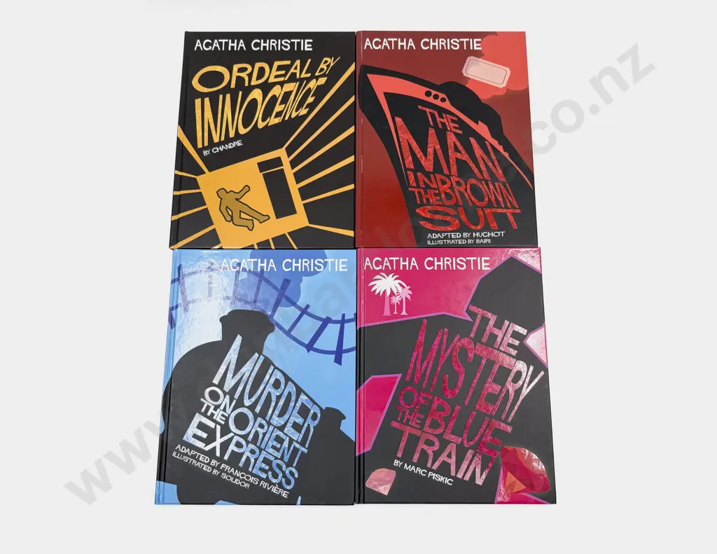 Four Graphic Novels by Agatha Christie Image 1++