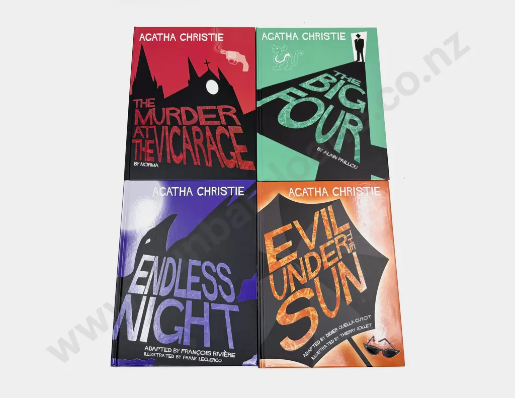 Four Graphic Novels by Agatha Christie Image 1++
