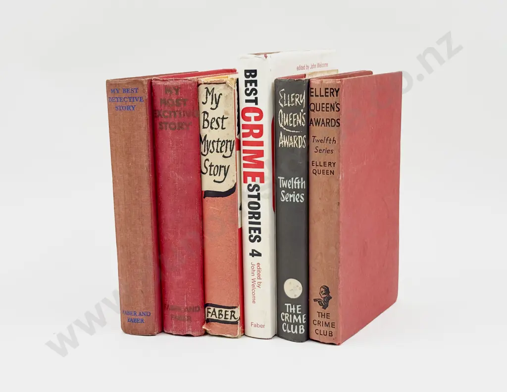 Six Assorted Hardback Vintage Crime Novels Image 1++