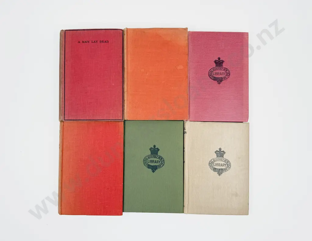 Six Assorted Vintage Volumes by Dame Ngaio Marsh Image 1++