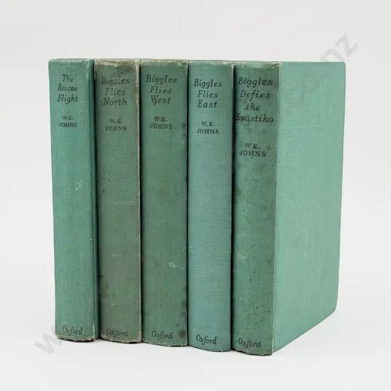 Five Captain W E Johns Biggles Volumes