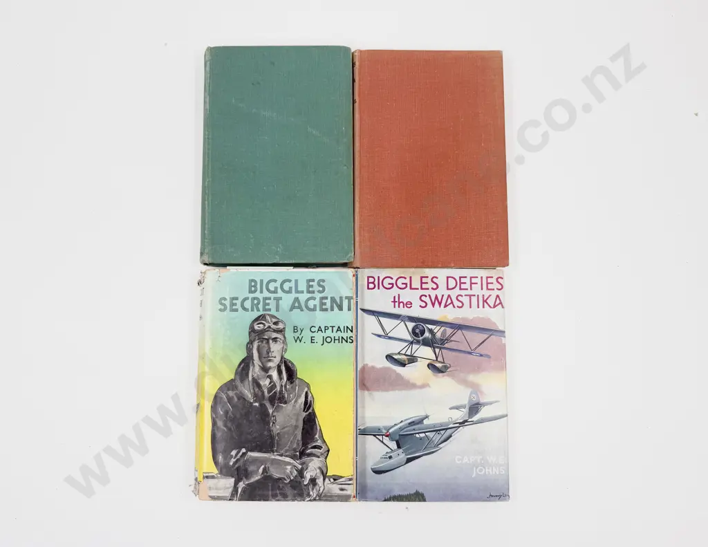 Four Captain W E Johns Biggles Volumes Image 1++