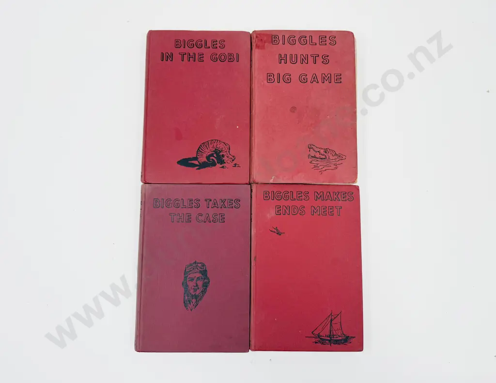 Four Captain W E Johns Biggles Volumes Image 1++