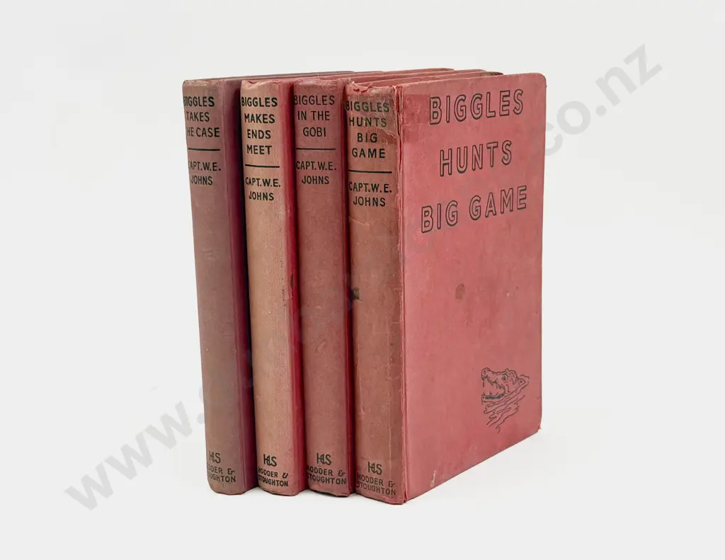 Four Captain W E Johns Biggles Volumes Image 1++