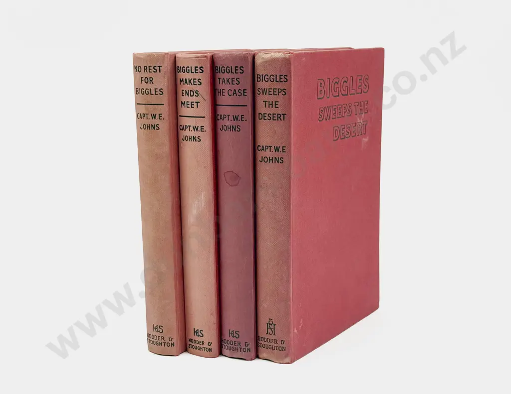 Four Captain W E Johns Biggles Volumes Image 1++