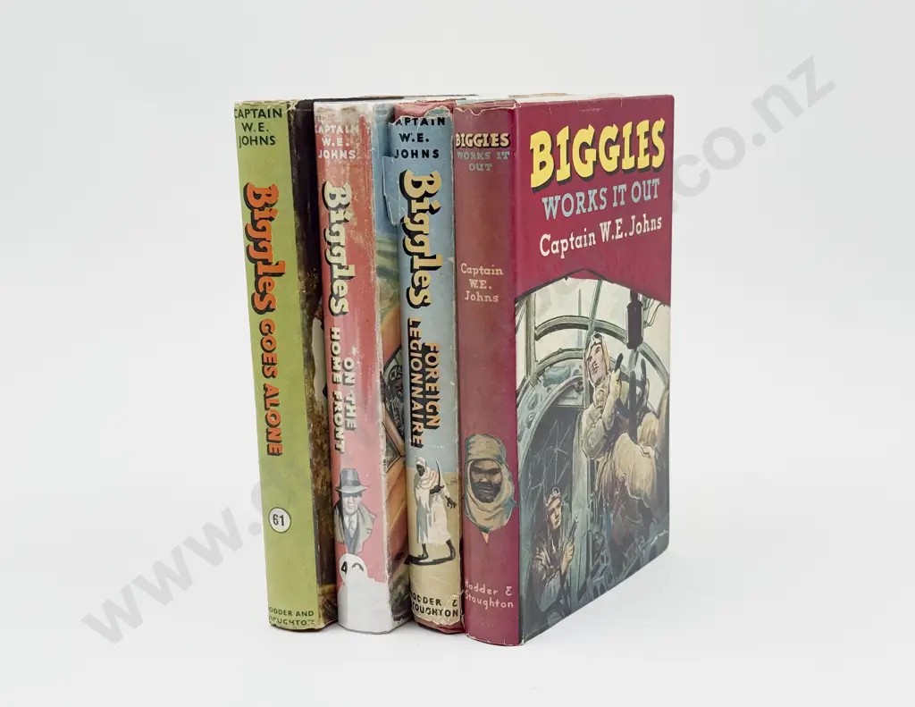 Four Captain W E Johns Biggles Volumes Image 1++