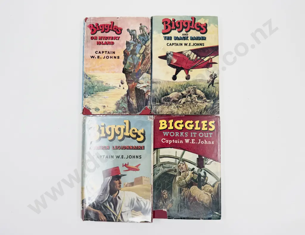 Four Captain W E Johns Biggles Volumes Image 1++