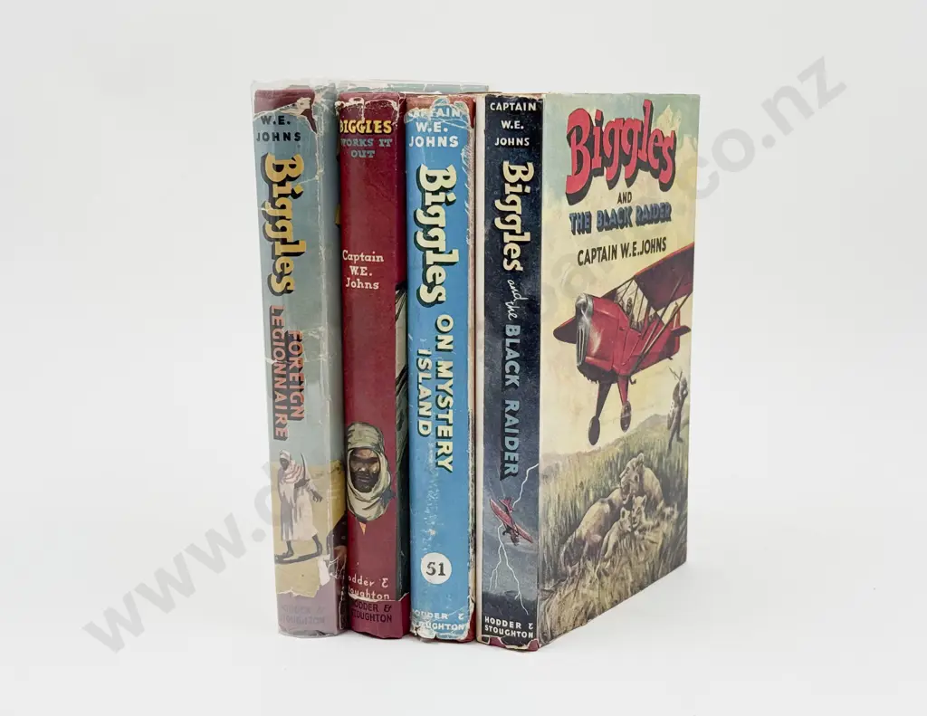 Four Captain W E Johns Biggles Volumes Image 1++