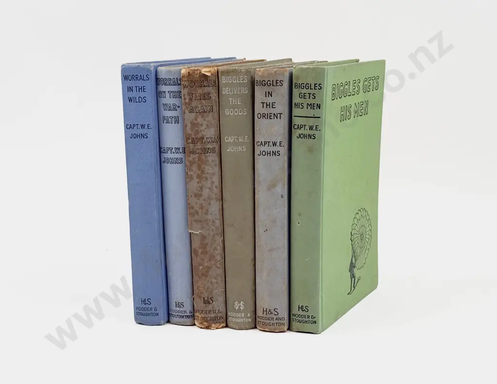 Six Captain W E Johns Biggles Volumes Image 1++