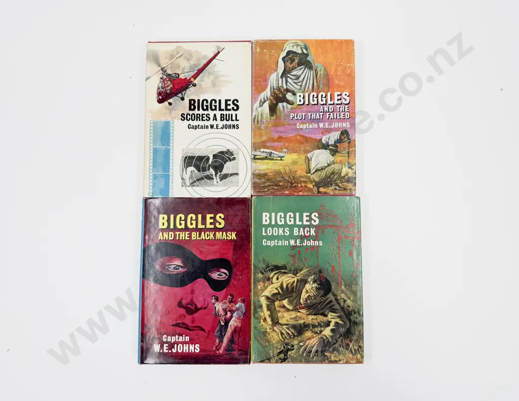 Four Captain W E Johns Biggles Volumes Image 1++