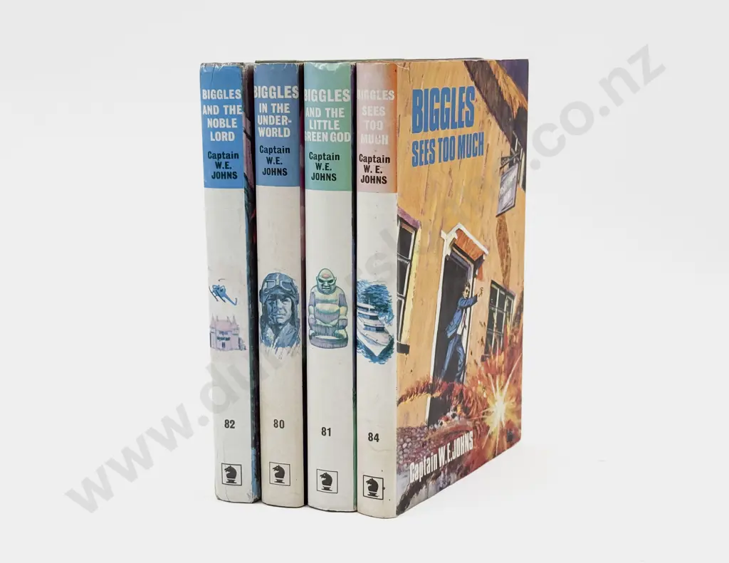 Four Captain W E Johns Biggles Volumes Image 1++