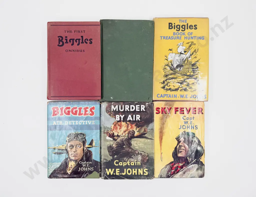 Six Assorted Captain W E Johns Biggles Volumes Image 1++