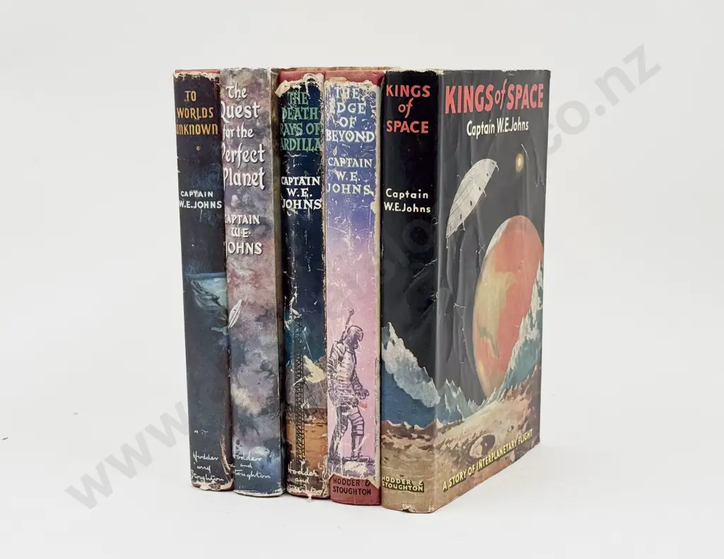Five Captain W E Johns Novels Image 1++