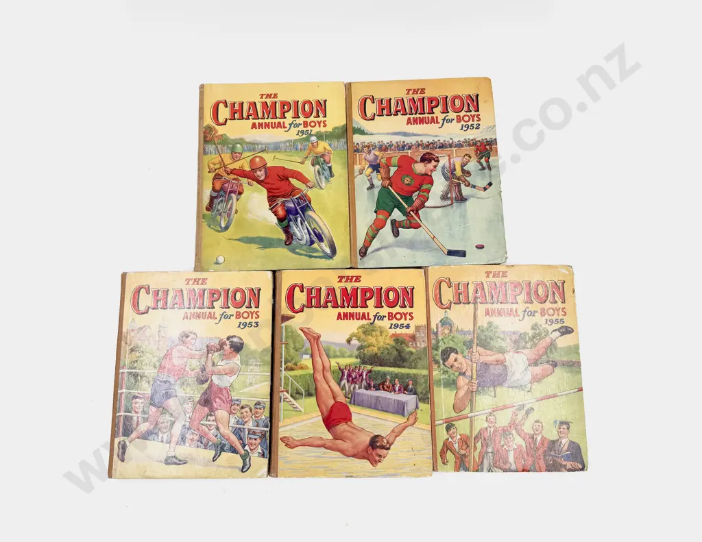Five Vintage Champion Annuals For Boys Image 1++