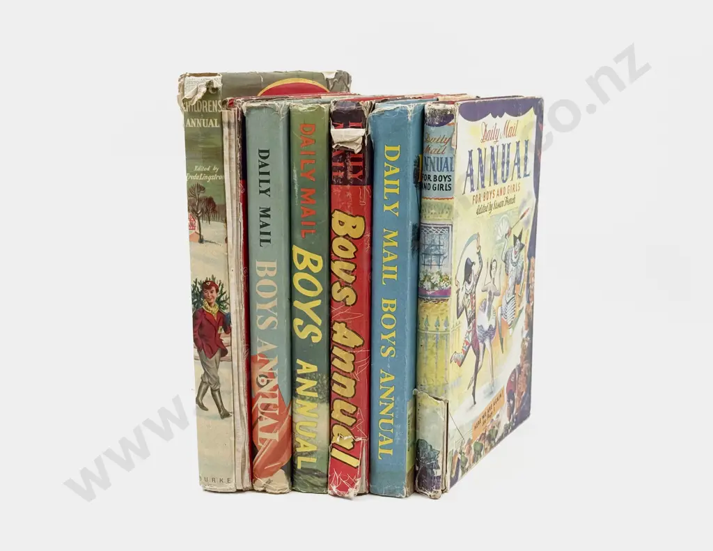 Five Vintage Daily Mail Annuals & One BBC Childrens Annual Image 1++
