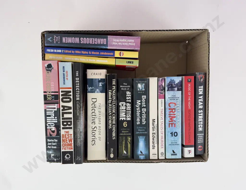 Fifteen Paperback Crime Writing Anthologies Image 1++
