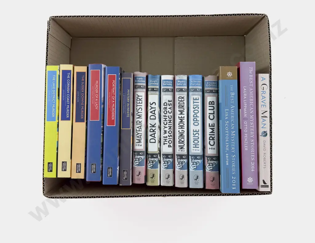 Box of Fifteen Assorted Crime Novels Image 1++