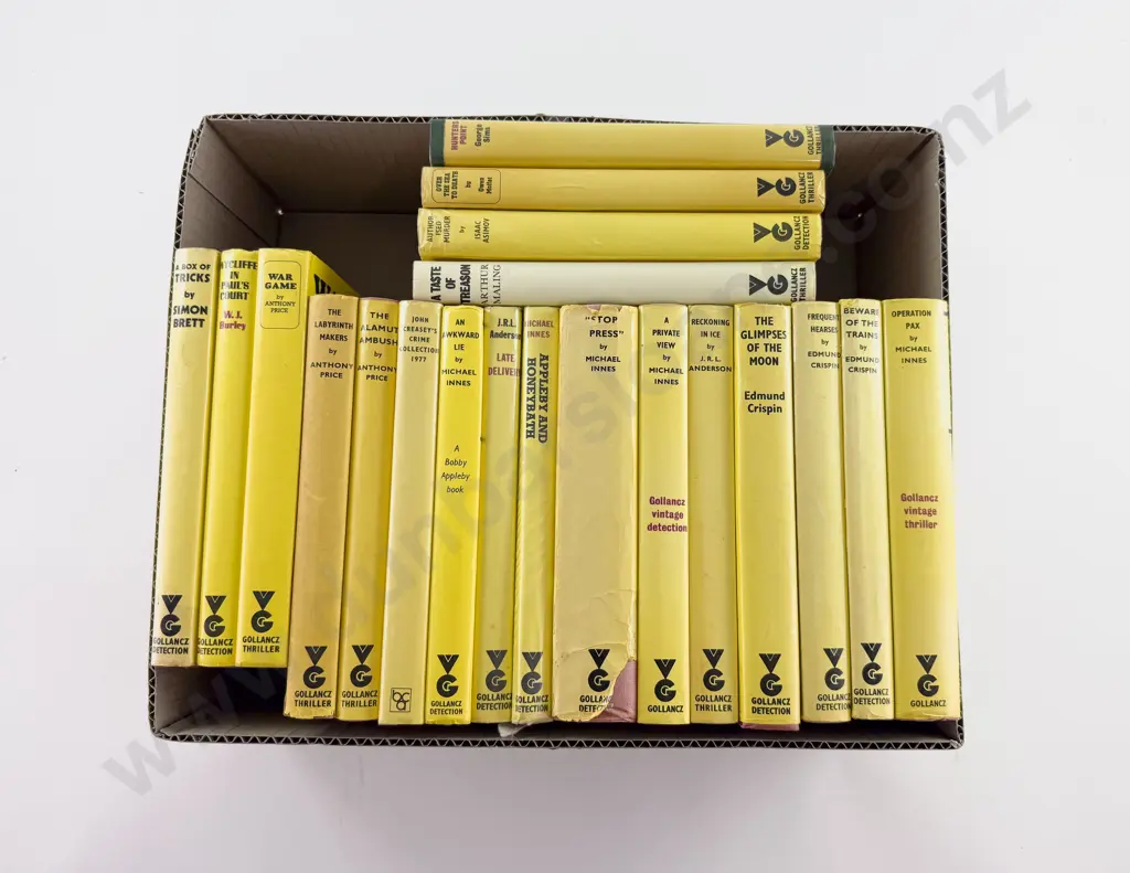 Box of Assorted Gollancz Crime Fiction Image 1++