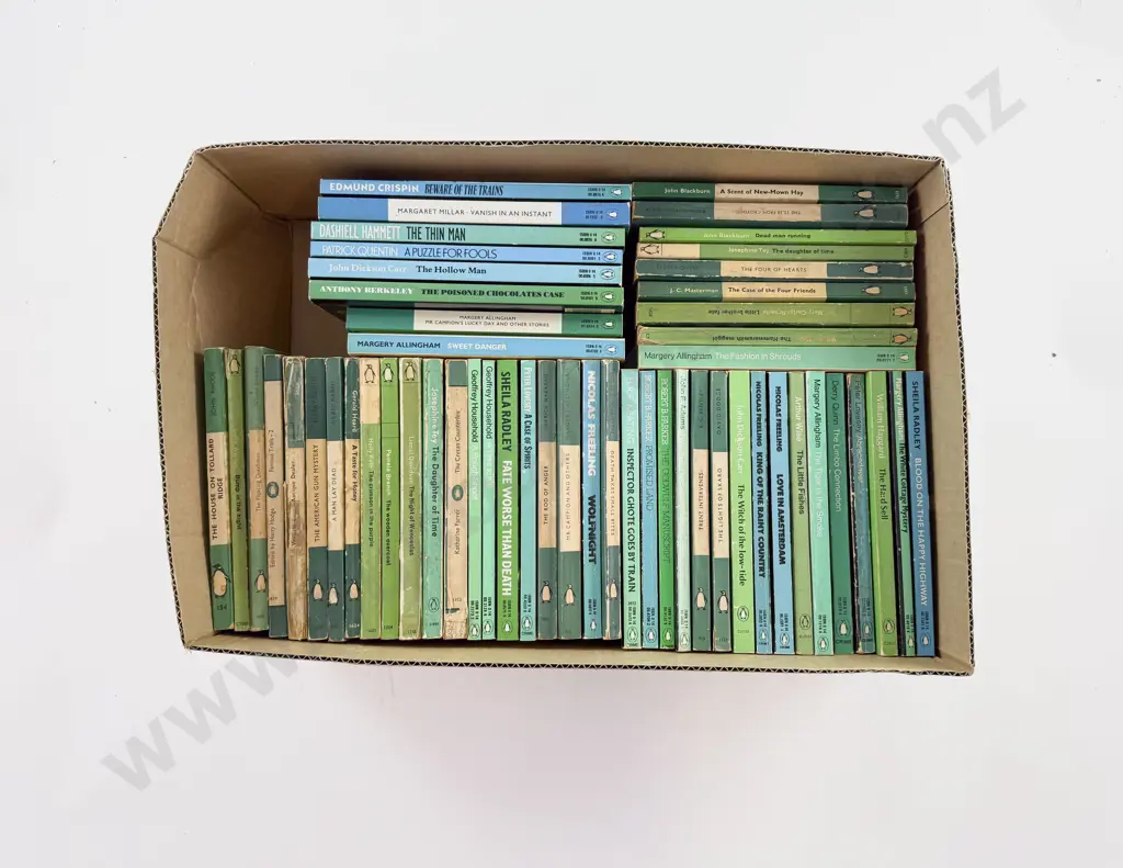Box of Assorted Green Penguin Crime Fiction Image 1++