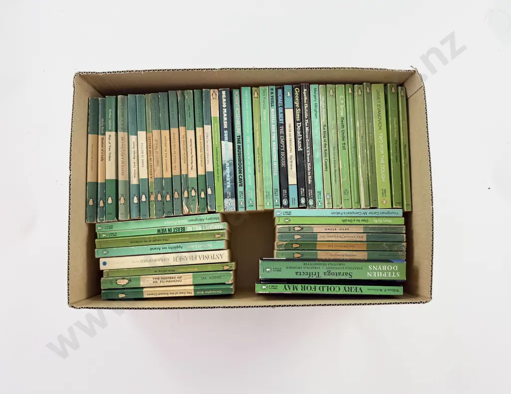 Box of Assorted Green Penguin Crime Fiction Image 1++