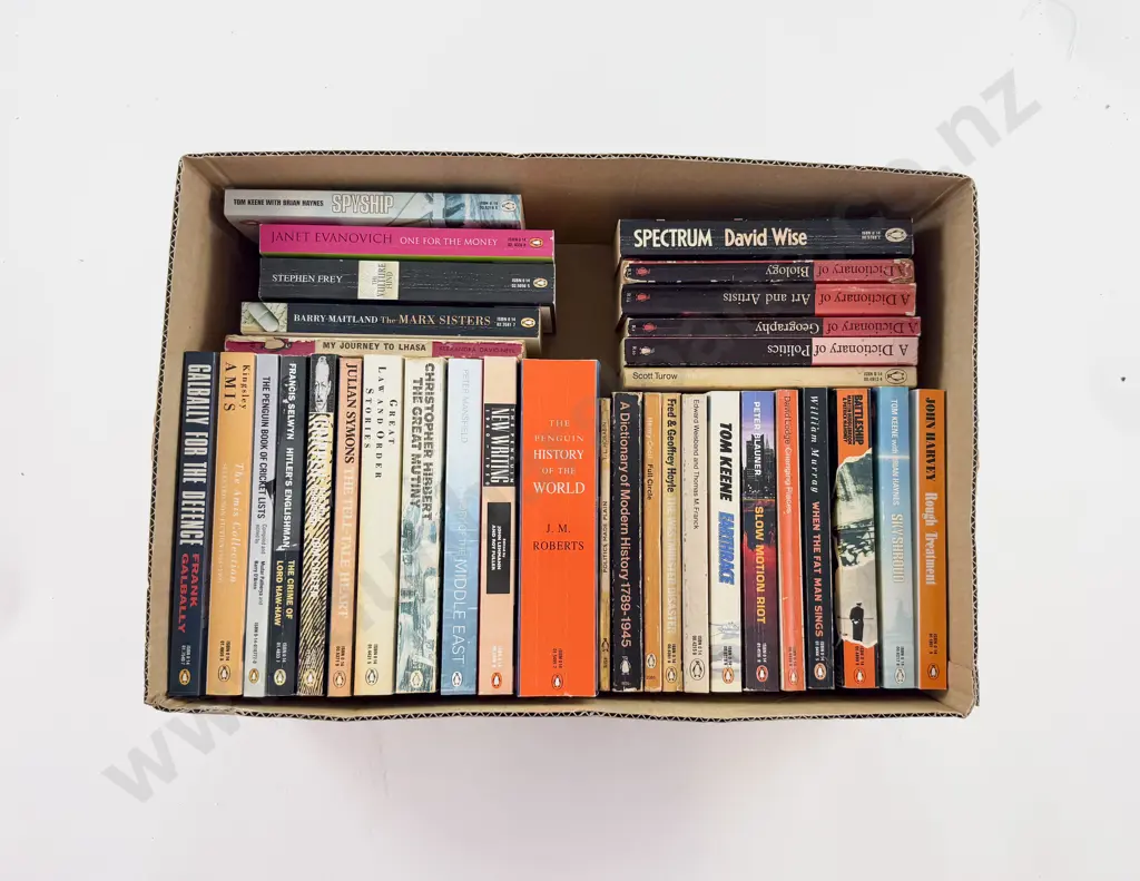 Box of Assorted Penguin Fiction & Reference Image 1++