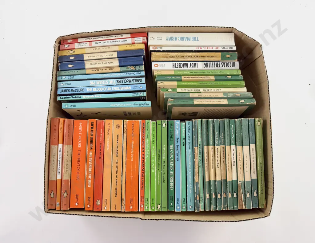 Box of Assorted Green & Orange Penguin Fiction Image 1++