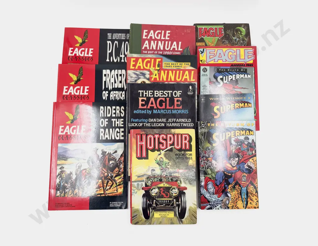 Twelve Assorted Annuals & Comics Image 1++