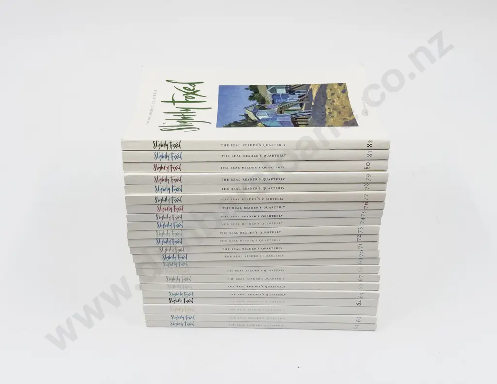 Slightly Foxed - The Real Reader's Quarterly No 61 - 82 Image 1++