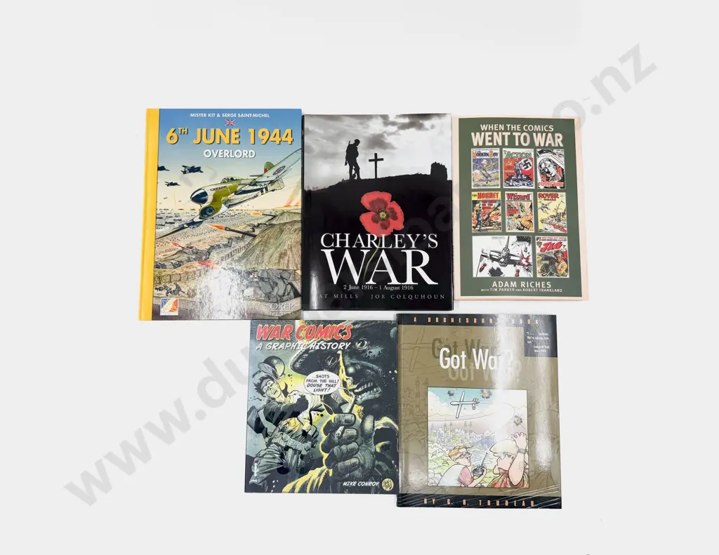 Five Non-Fiction Volumes Relating to Comics Image 1++